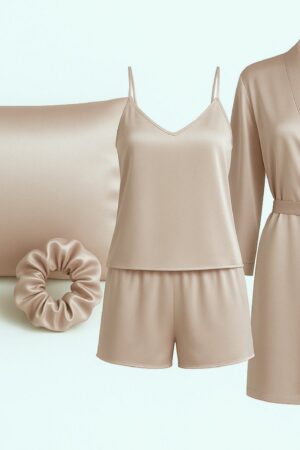 Sleep Set Pudra - Халат, пижамка от 2 части, калъфка, скрънчи